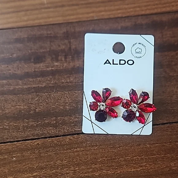 Aldo Red Crystal Flower Stud Earrings Comes W Accessory Pouch - Picture 6 of 6